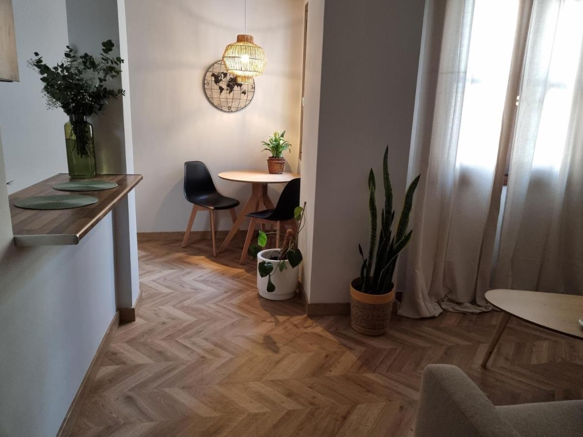 גרנדה Cozy Apartment In The City Center מראה חיצוני תמונה