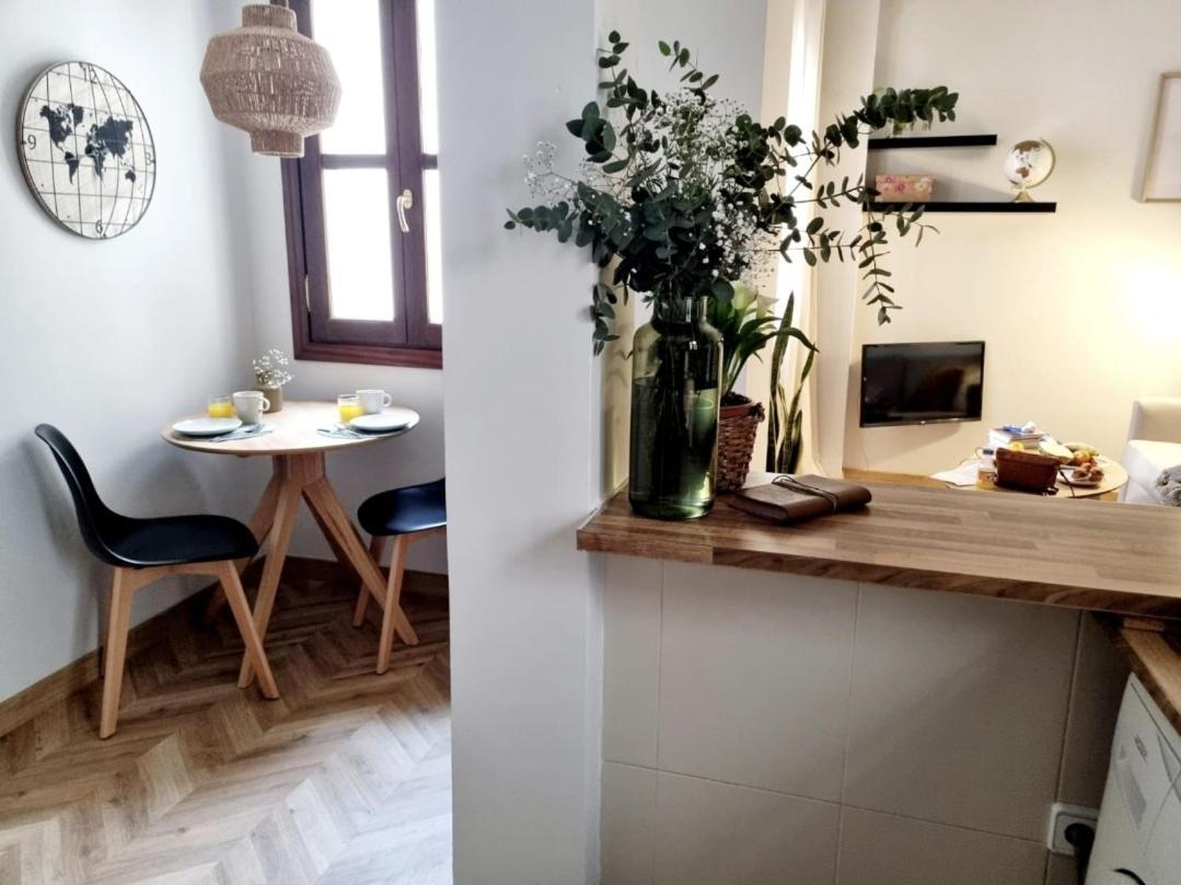 גרנדה Cozy Apartment In The City Center מראה חיצוני תמונה